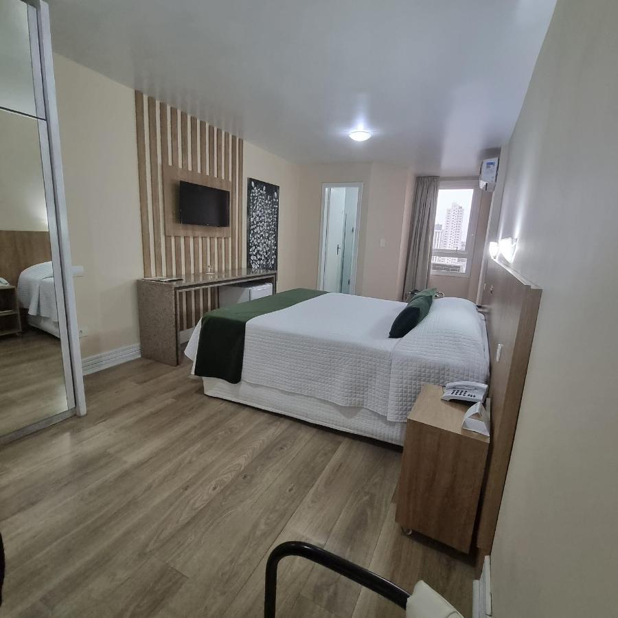 Hotel Nacional Inn Curitiba Torres Екстериор снимка
