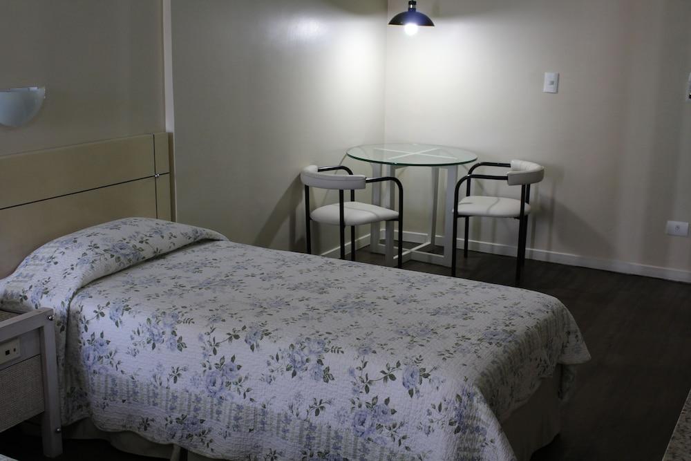 Hotel Nacional Inn Curitiba Torres Екстериор снимка
