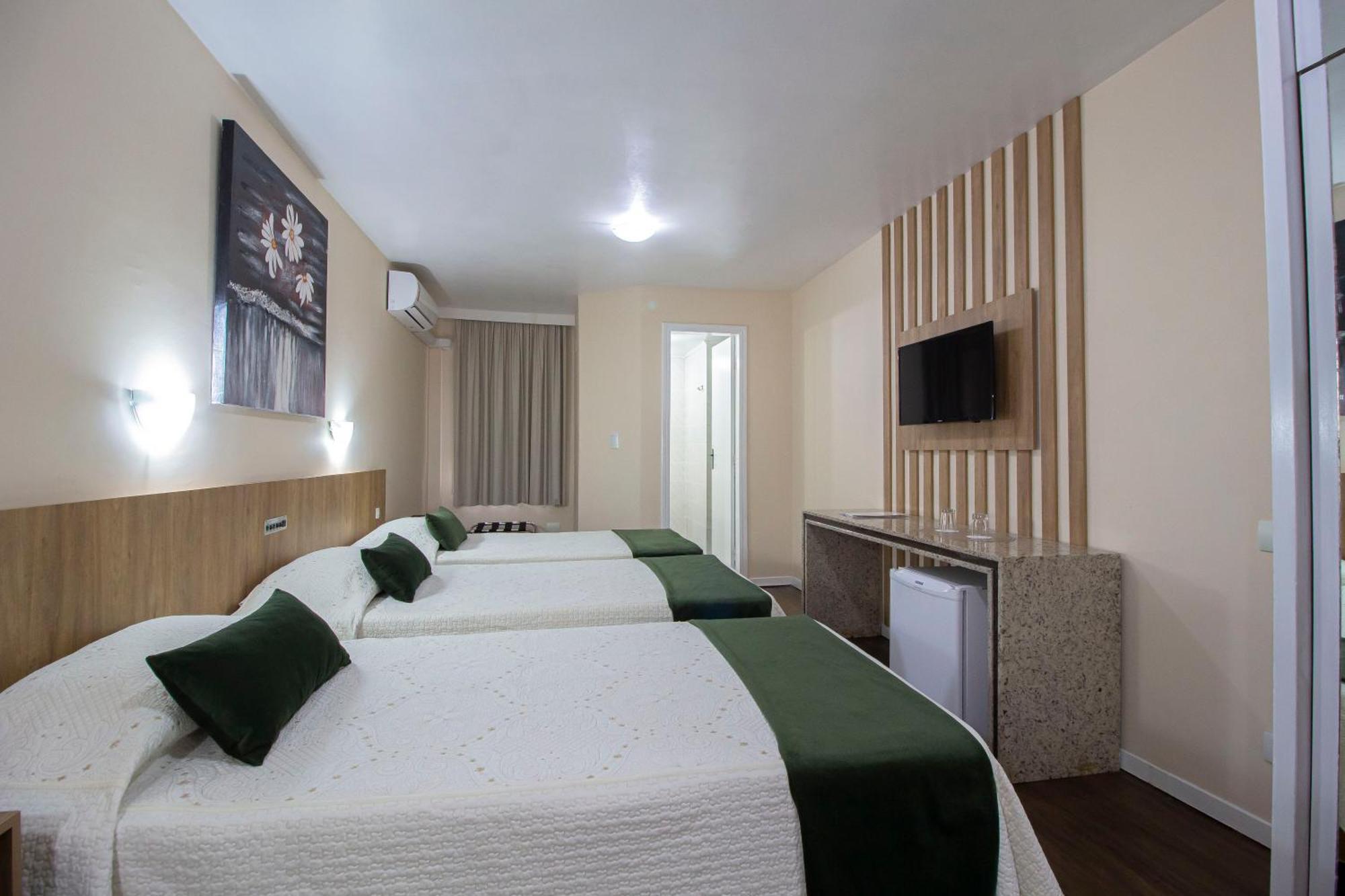 Hotel Nacional Inn Curitiba Torres Екстериор снимка