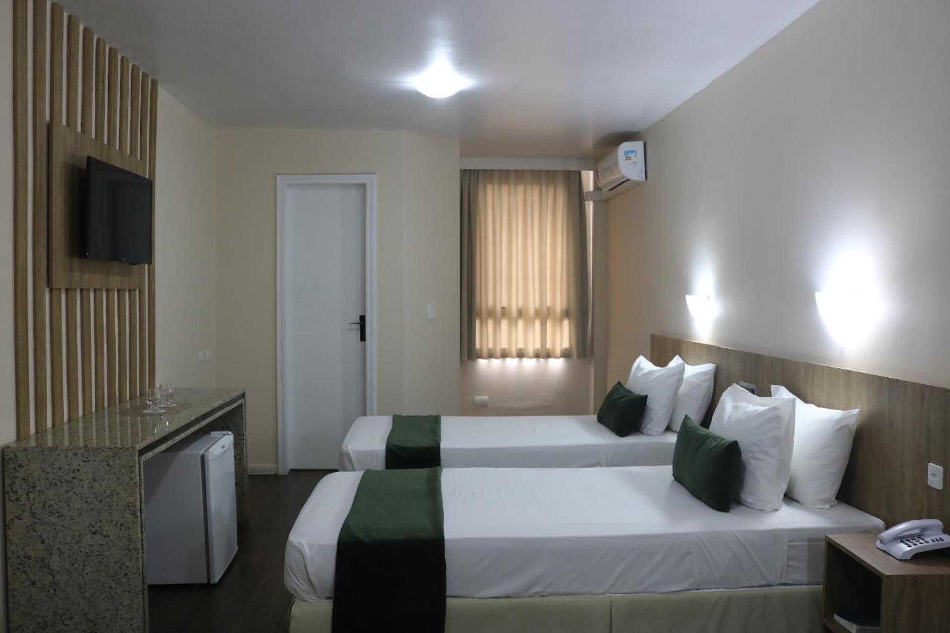 Hotel Nacional Inn Curitiba Torres Екстериор снимка