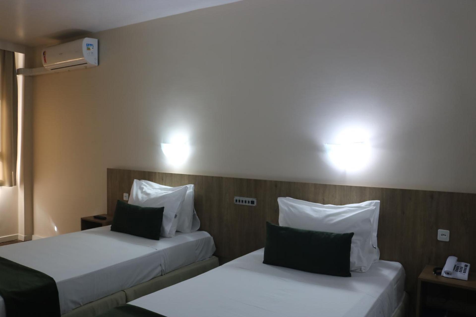 Hotel Nacional Inn Curitiba Torres Екстериор снимка