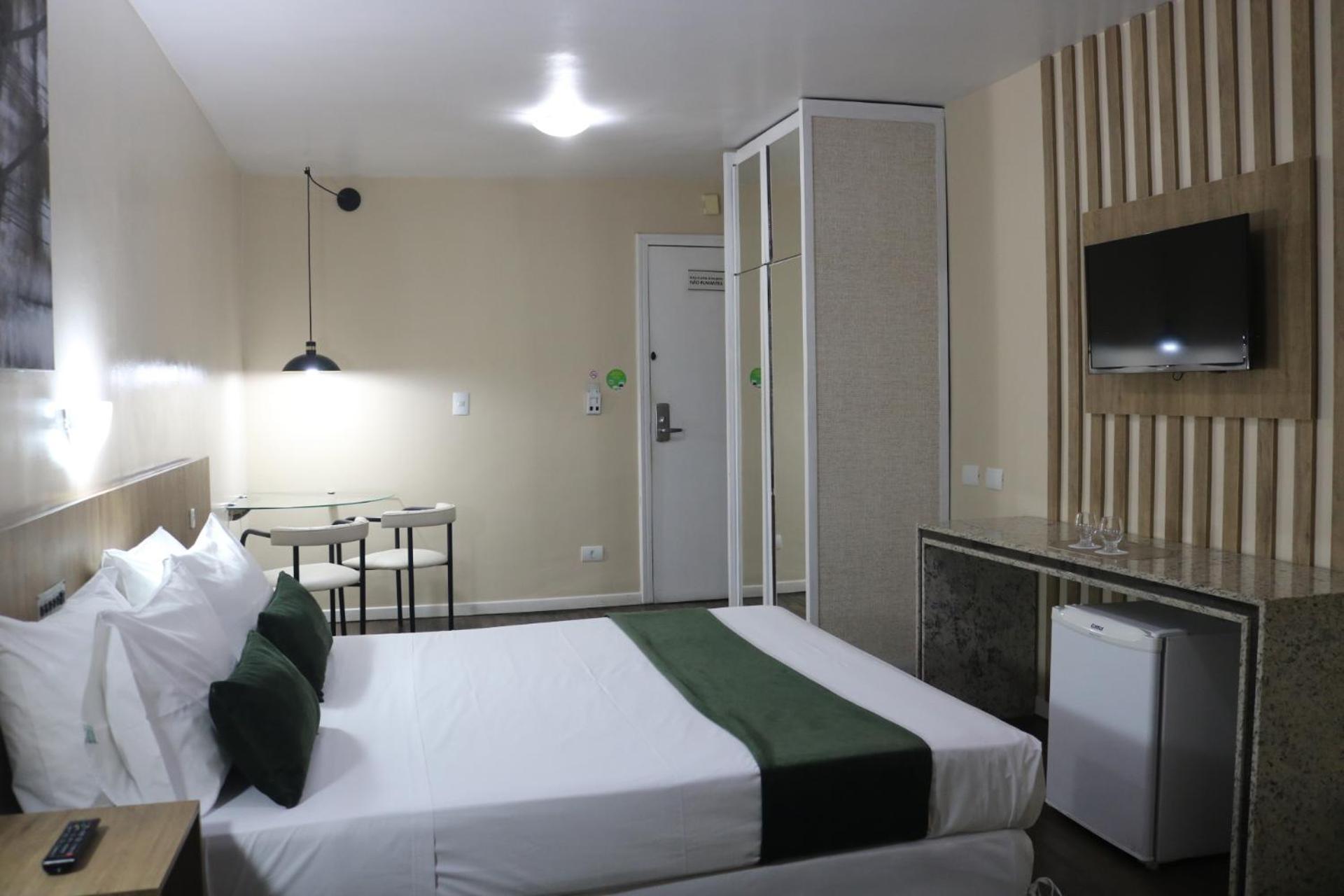 Hotel Nacional Inn Curitiba Torres Екстериор снимка