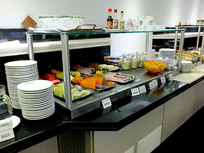 Hotel Nacional Inn Curitiba Torres Екстериор снимка